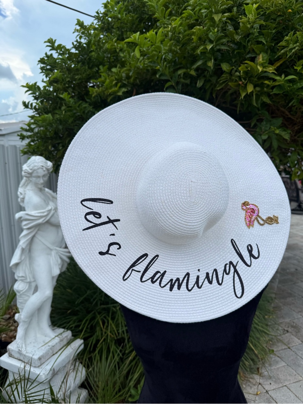🌴 Let’s Flamingle! 🌴 Wide Brim Sun Hat with Flamingo Accent